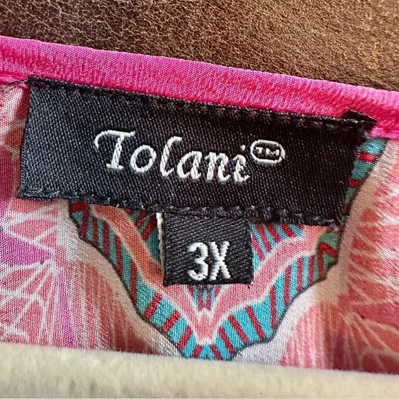 Tolani Silk  Paisley Women's Top - Picture 3 of 3